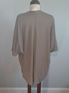 NWT Cato J/M Sportswear Ribbed Driftwood Knit Top, Size M, Taupe